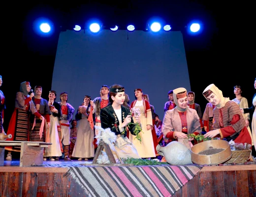 Volkstanzmeisterklasse von Warq Hajoz