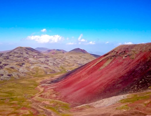 Աժդահակ լեռ