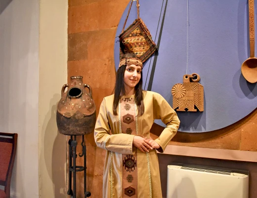 Centre de création populaire Hovhannes Sharambeyan