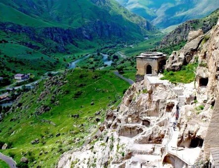 Vardzia (carved monastery and cave town)