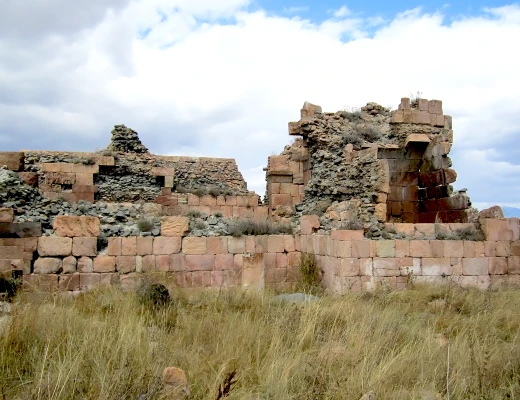 Թանահատի վանք (Գլաձոր)