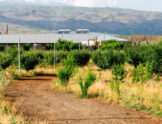 Trockenobst- und Öko-Snack-Fabrik Aregi