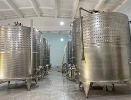 Fabbrica di vino Arpi
