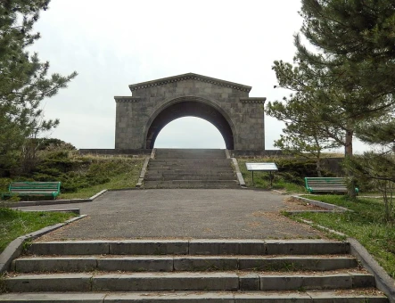 Arch of Charents