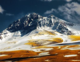 Climbing the Southern Peak of Mount Aragats