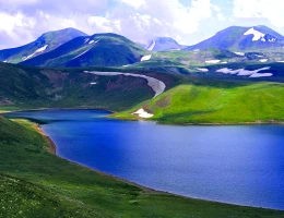 Climbing the Southern Peak of Mount Aragats