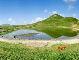 Արշավ դեպի Ծաղկունյաց լեռնաշղթա