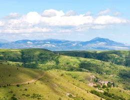 Արշավ դեպի Ծաղկունյաց լեռնաշղթա