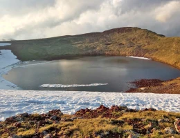 Climbing Mount Azhdahak