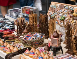 Вернисаж Еревана