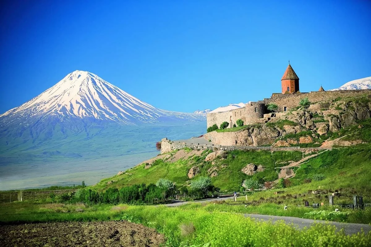 Khor Virap Monastery Top monasteries and temples of Armenia – a guidebook from experienced guides: Khor Virap Monastery