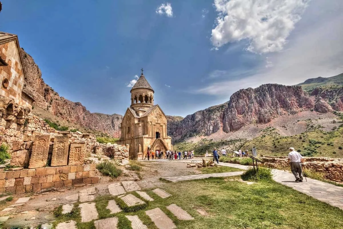 Noravank Monastery Top monasteries and temples of Armenia – a guidebook from experienced guides: Noravank Monastery
