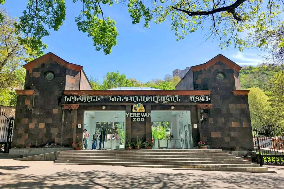 Yerevan Zoo The best locations to visit in Yerevan and its surroundings: Yerevan Zoo