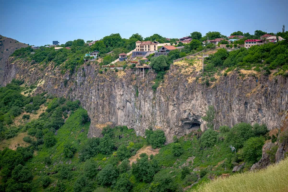 Garni Gorge The main attractions of Armenia – photos and descriptions: Garni Gorge