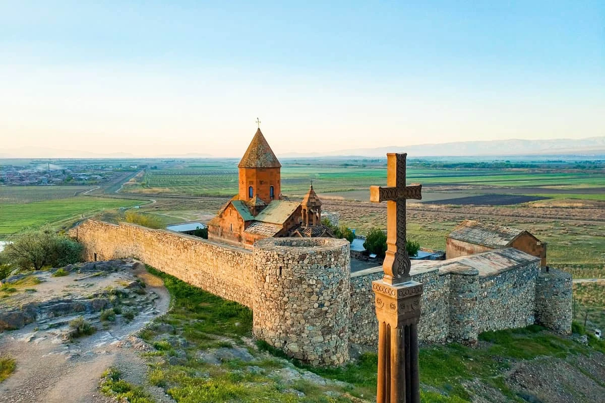 Khor Virap Monastery The main attractions of Armenia – photos and descriptions: Khor Virap Monastery