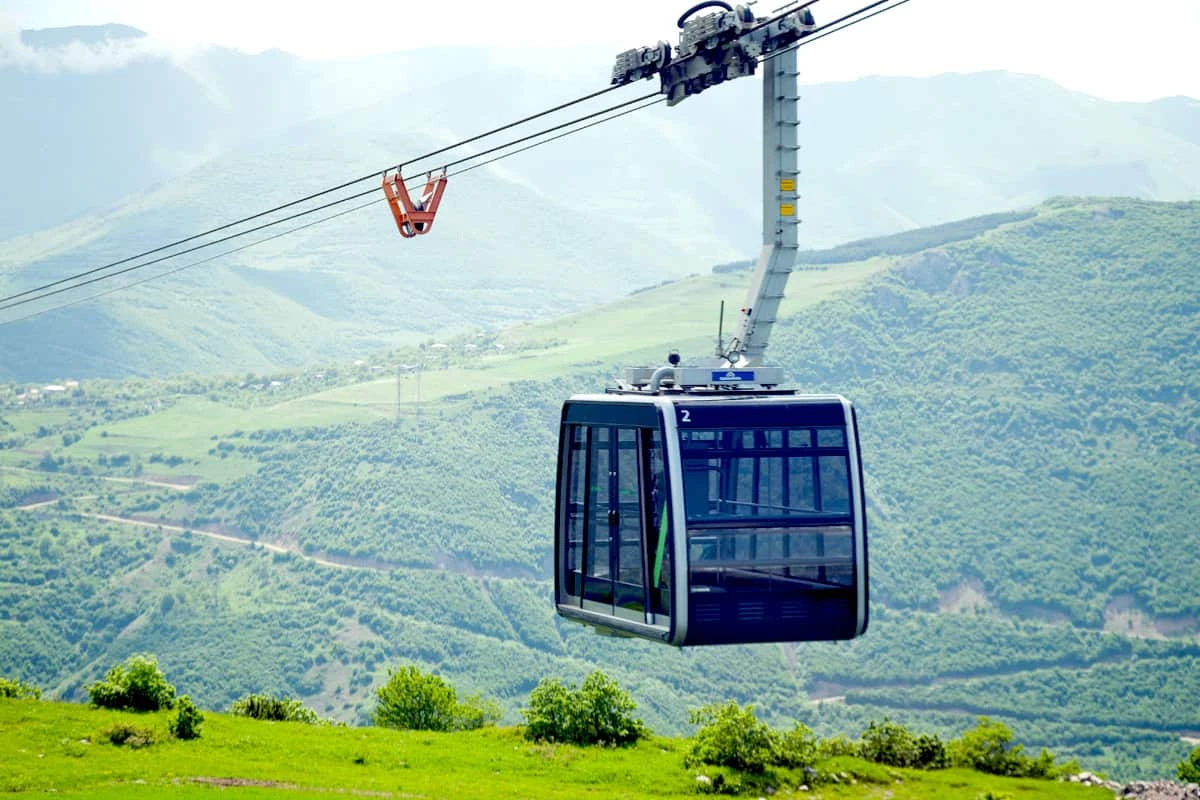 Wings of Tatev Ropeway The main attractions of Armenia – photos and descriptions: Wings of Tatev Ropeway