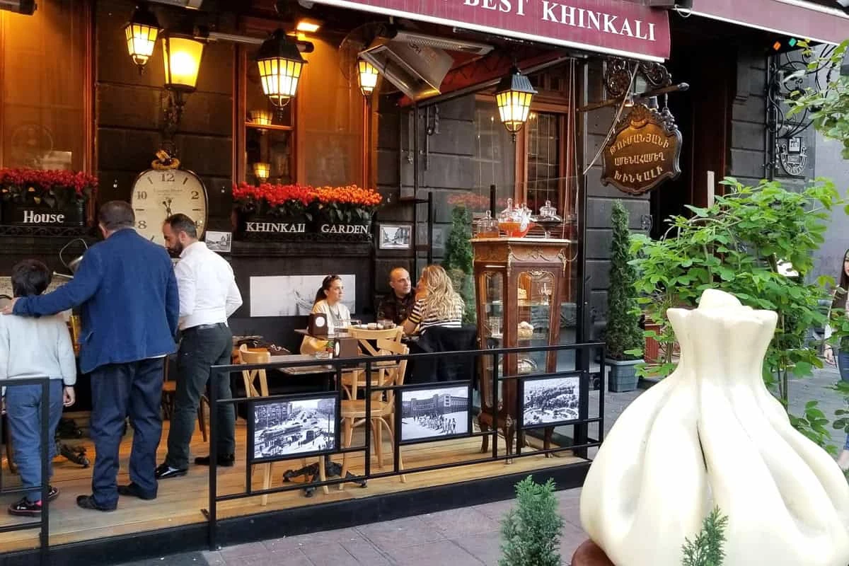 Tumanyan Khinkali – Addresses: 21, Tumanyan str.; 60/6, Griboyedov str. Where to eat tasty and inexpensive food in Yerevan?: Tumanyan Khinkali – Addresses: 21, Tumanyan str.; 60/6, Griboyedov str.