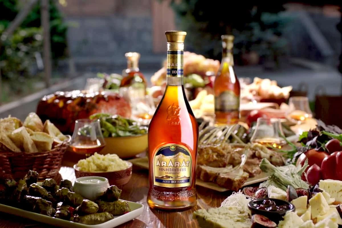 Armenian hospitality: a generous table and legendary brandy Armenian culture – unique traditions of the Armenian people: Armenian hospitality: a generous table and legendary brandy