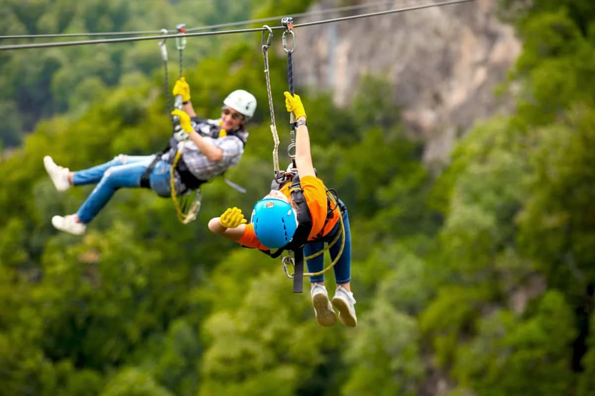 Travel to Armenia with kids – Vacation with a children: Yell Extreme Park