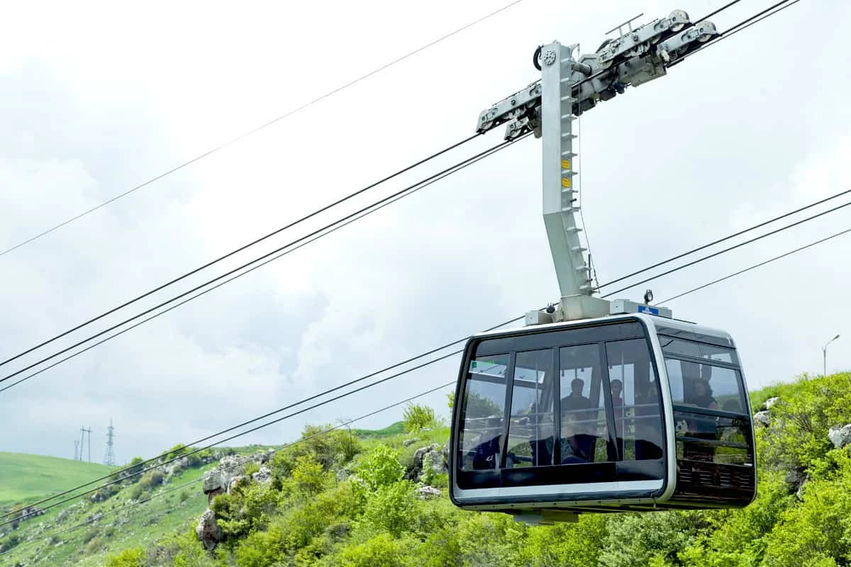 Téléphérique de Tatev Voyager en Arménie avec des enfants – Vacances avec un enfant: Téléphérique de Tatev