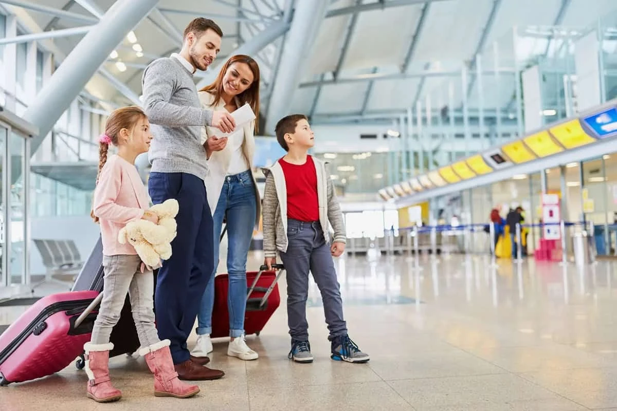 Einreisebestimmungen für Armenien: Bürger aus Europa, USA, VAE, Indien & China: Reise nach Armenien mit Kindern