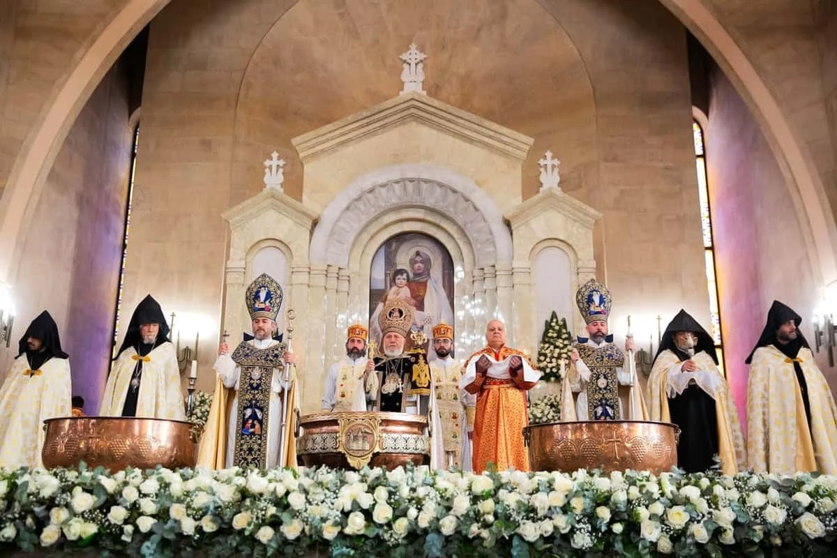 Festività in Armenia – calendario delle festività: Servizio di Natale e dell'Epifania a Ejmiatsin