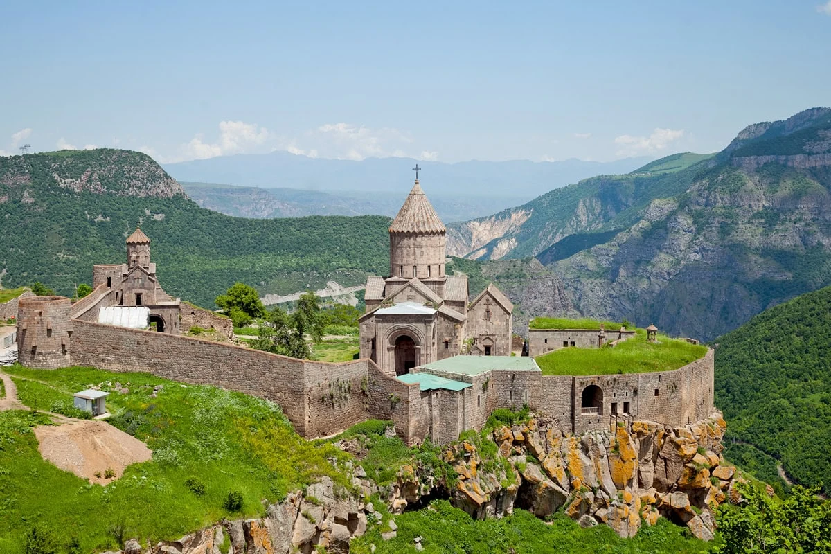 Armenische Legenden: Geheimnisse von Bergen und Tempeln: Kloster Tatew