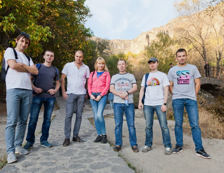 Creación de equipos "Buscando la lanza del destino" – octubre, 2019. Nuestros queridos huéspedes – amables, felices y siempre sonrientes