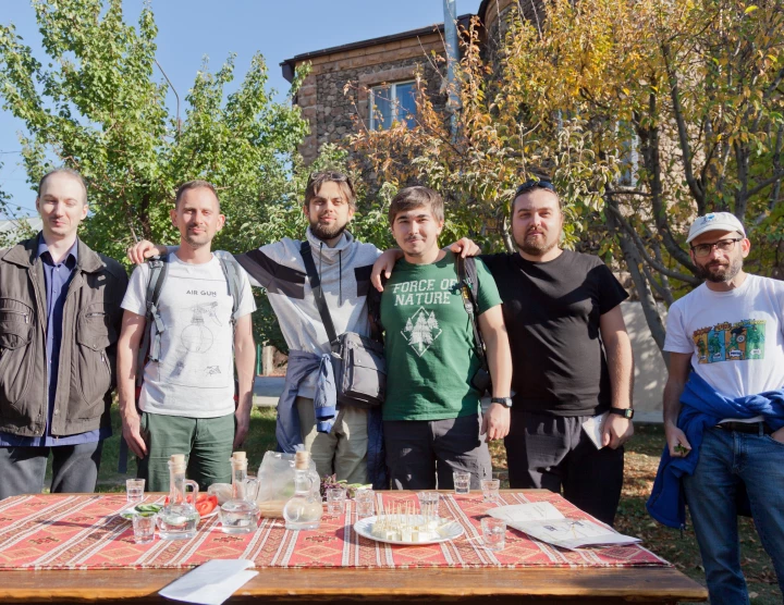 Creación de equipos "Buscando la lanza del destino" – octubre, 2019. Nuestros queridos huéspedes – amables, felices y siempre sonrientes