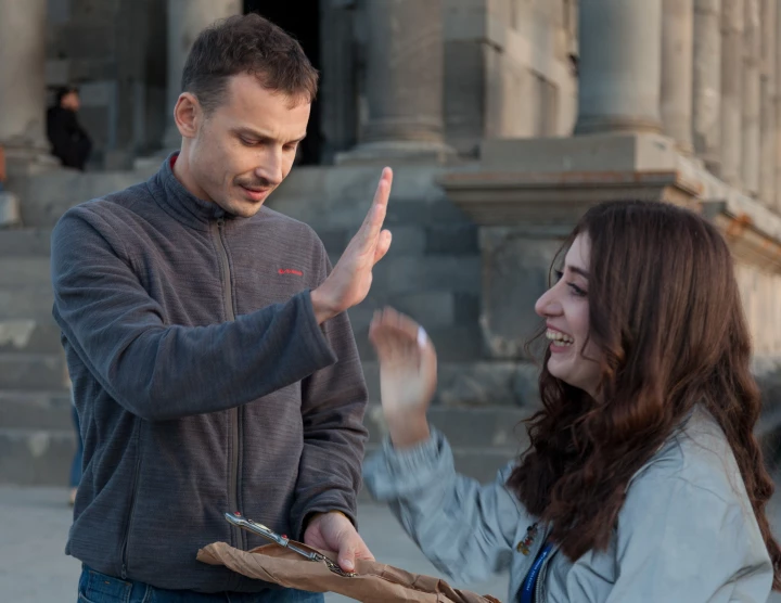 Creación de equipos "Buscando la lanza del destino" – octubre, 2019. Nuestros queridos huéspedes – amables, felices y siempre sonrientes