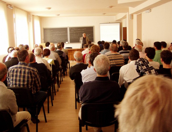 Conférence scientifique «Analyse harmonique et approchements, IV», Tsaghkadzor. 19-26 septembre, 2008. Nombre de participants: 90