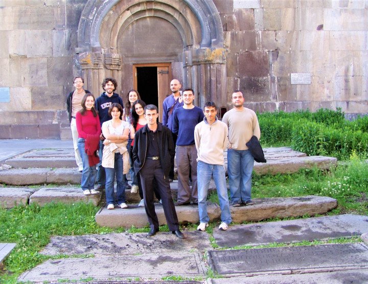 Escuela de Verano "Análisis No lineal y EDP Geométrica", Tsaghkadzor. 15-24 de junio, 2008. Número de participantes: 80