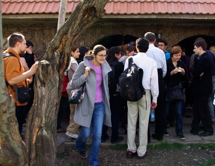 Գիտաժողով/դպրոց «Հետհայացք Արարատ լեռանը», Երևան: Ապրիլի 5-10, 2010: Մասնակիցների թիվը՝ 70