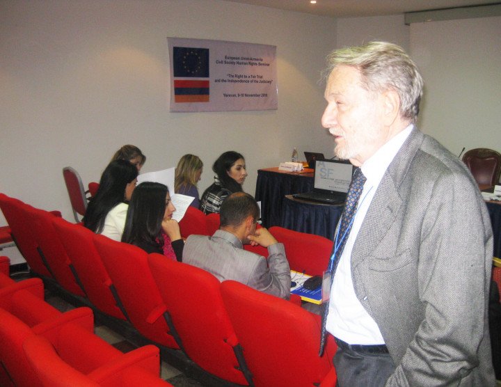 Seminaire de la société civile UE-l'Arménie «Le droit à un procès équitable et l'indépendance de la Justice», Erevan. 9-10 novembre, 2010. Nombre de participants: 60