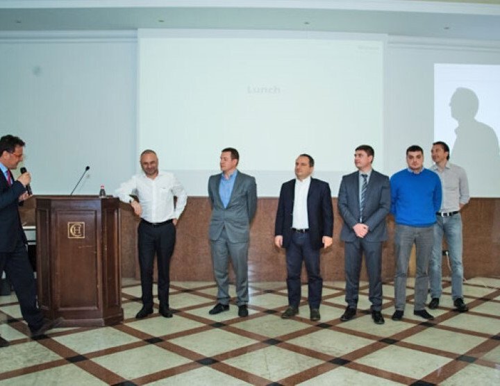 "Conferencia de negocios Whirpool en Armenia", Yereván. 10-15 marzo, 2014. Número de Participantes: 90