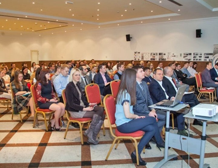 ”Geschäftskonferenz der Gesellschaft Whirlpool in Armenien”, Eriwan. 10-15 März 2014. Anzahl der Teilnehmer: 90