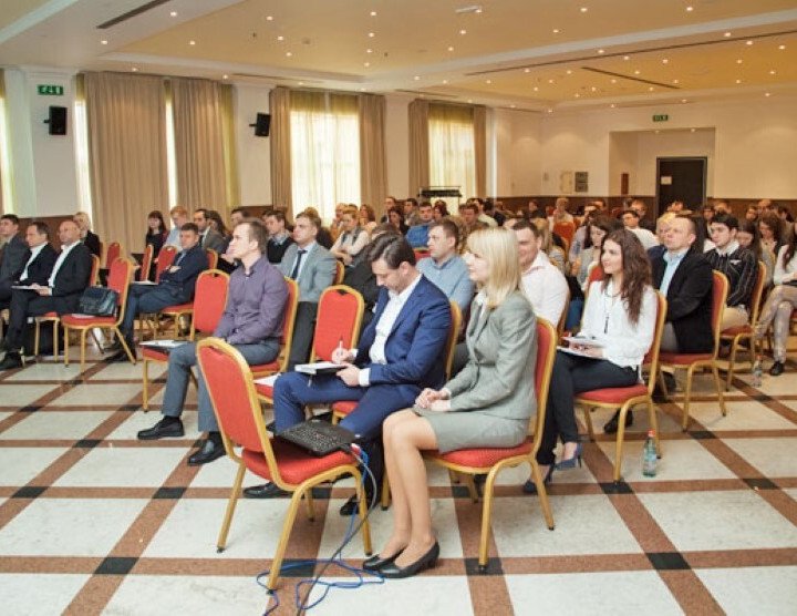 "Geschäftskonferenz der Gesellschaft Whirlpool in Armenien", Eriwan. 10-15 März 2014. Anzahl der Teilnehmer: 90