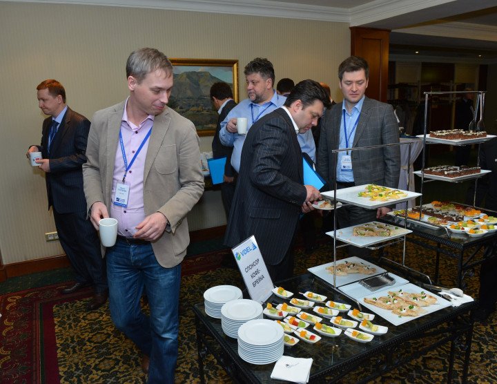 "IT-Gipfeltreffen – Treffen der Branchenführer", Eriwan. 1-3 April, 2015. Anzahl der Teilnehmer: 130