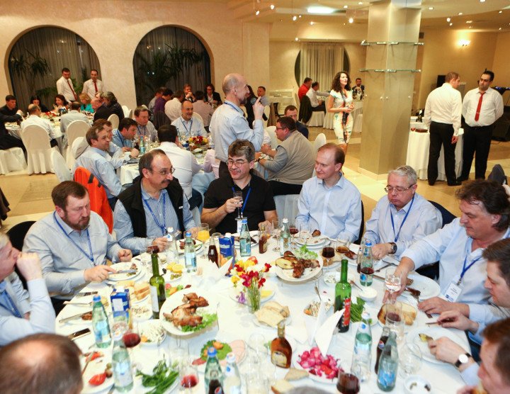 ИТ-саммит «Встреча лидеров индустрии», Ереван. 1-3 апреля, 2015. Число участников: 130