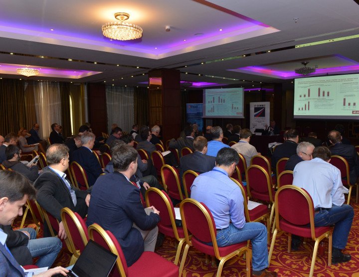 "IT-Gipfeltreffen – Treffen der Branchenführer", Eriwan. 1-3 April, 2015. Anzahl der Teilnehmer: 130