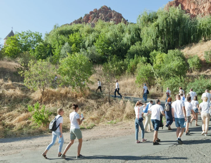 Oasis դիլերային համաժողով – «Նռնե սիրտ»: Երևան, սեպտեմբերի 13-18, 2018: Մասնակիցների թիվը՝ 60