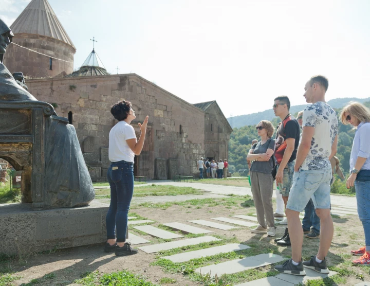 Oasis դիլերային համաժողով – «Նռնե սիրտ»: Երևան, սեպտեմբերի 13-18, 2018: Մասնակիցների թիվը՝ 60