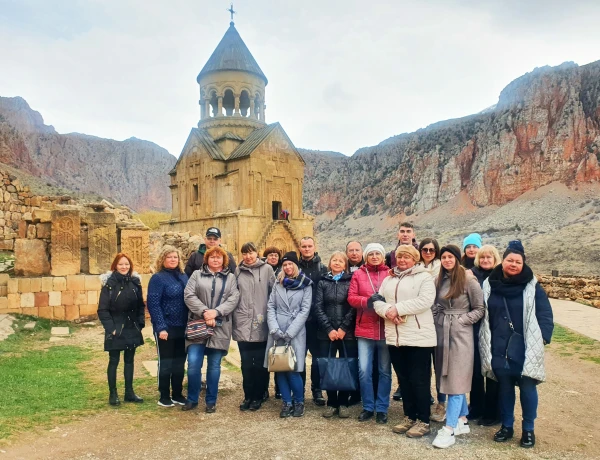 Kloster Chor Wirap, Weinfabrik Hin Areni, Meisterklasse für Tolma, Kloster Norawank