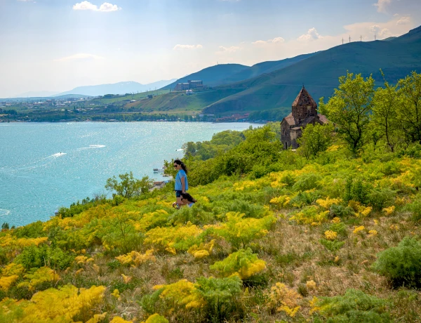 Tsaghkadzor (Kétcharis, Téléphérique), Lac Sévan (Sévanavank), dégustation de barbecue de la truite de Sévan