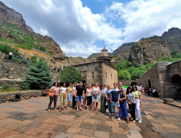 Khor Virap, Serbatoio di Azat, Tempio di Garni, Master class di cottura di lavash, Geghard