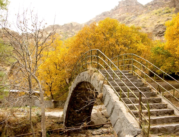 Kloster Chor Wirap, Stausee Asat, Tempel von Garni, Meisterklasse fürs Lawasch-Backen, Kloster Geghard