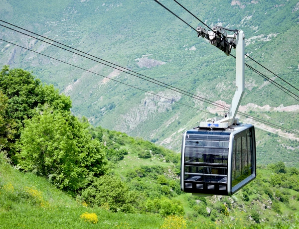 Weinfabrik Areni, Tatew (Rückweg mit der Seilbahn), Höhlen von Chndsoresk und der schwingenden Brücke