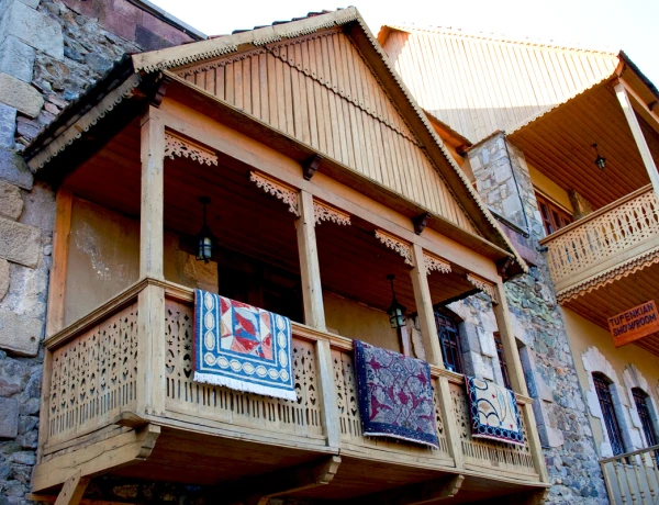 Դիլիջան (կարճ կանգառ), Պարզ լիճ, Իջևան (Մակարավանք), Իջևանի գինու-կոնյակի գործարան