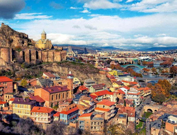 Georgia tour: Arrival to Tbilisi, Lunch, observing city tour and free evening in Tbilisi (overnight), Jvari Monastery, Château Mukhrani winery, Lunch and Khinkali master class, Mtskheta, back to Yerevan
