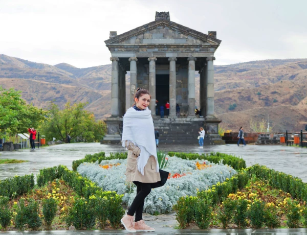 Tempio di Garni, Sinfonia di pietre, Monastero Geghard, Master class di cottura di lavash